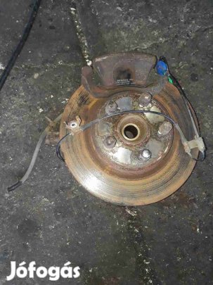 Suzuki Grand Vitara 05- Bal Első Csonkállvány Kerékaggyal + Féknyereg