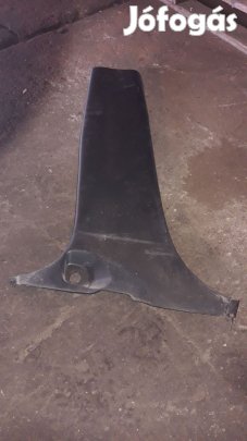 Suzuki Grand Vitara 05- Bal 'B' Oszlop Beltéri Takaró Burkolat