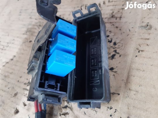 Suzuki Grand Vitara 05- Biztosítéktábla / Relé Tábla