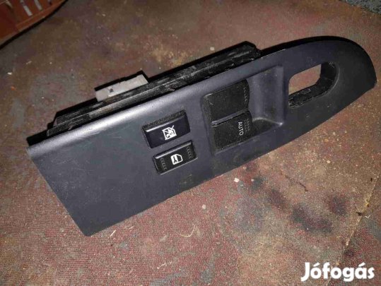 Suzuki Grand Vitara 05- Jobb Első Ablakemelő + Központizár Kapcsoló