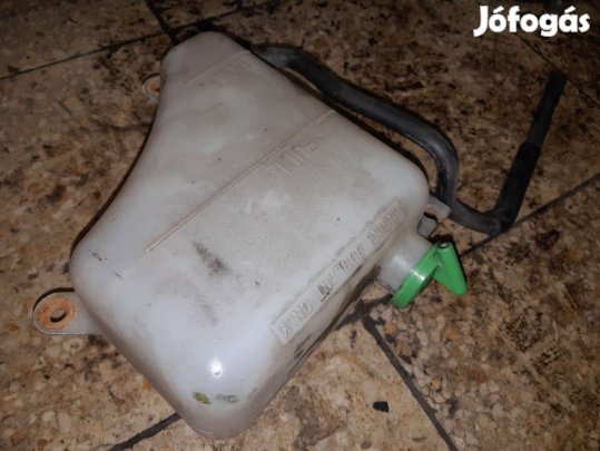 Suzuki Grand Vitara 05- Kiegyenlítő Tartály