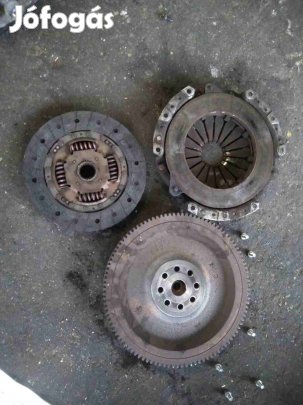 Suzuki Grand Vitara 05- Kuplung Szett + Egytömegű Lendkerék