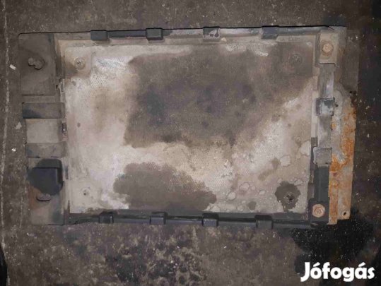 Suzuki Grand Vitara 05- Motor Burkolat Alsó Hátsó