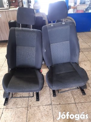 Suzuki Grand Vitara 05- Ülés Garnitúra