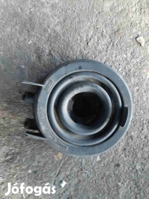 Suzuki Grand Vitara -05 Első Lámpa Foglalat Körüli Gumi