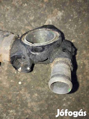 Suzuki Grand Vitara -05 Termosztátház