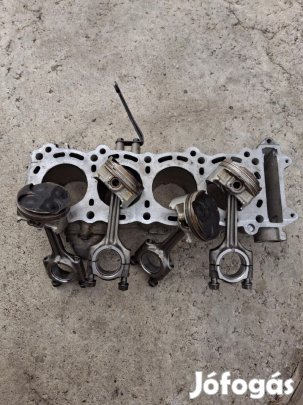 Suzuki GsxR Srad 600 hengersor dugattyúval