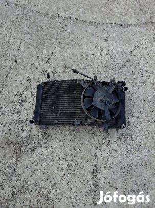 Suzuki GsxR Srad hűtő