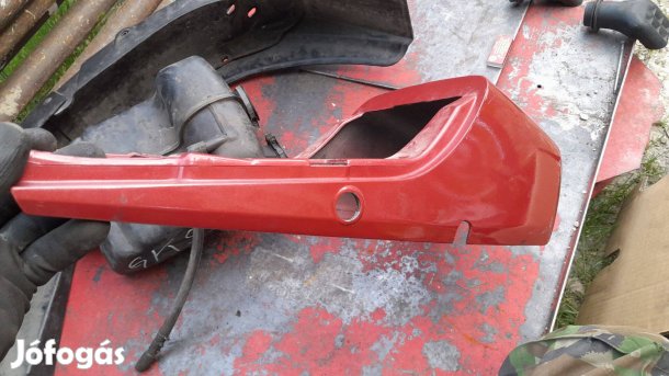 Suzuki Gsx 400 alkatrész , idomok