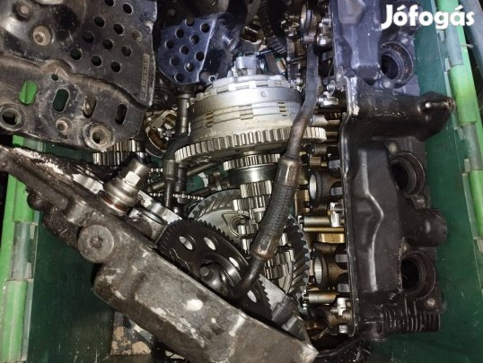 Suzuki Gsx 600 vagy Gsxr 600 motorblokk alkatrész