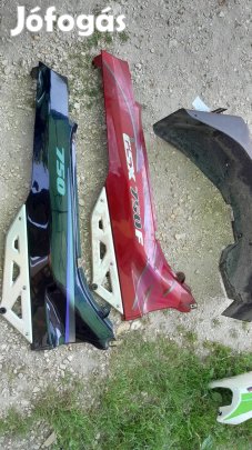 Suzuki Gsx 750 F oldalidom