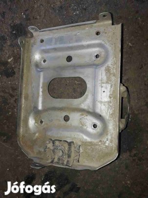 Suzuki Ignis 03-07 Akkumulátor Tartó