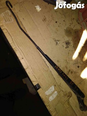 Suzuki Ignis 03-07 Bal Első Ablaktörlő Kar