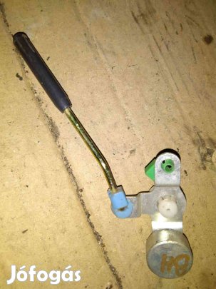 Suzuki Ignis 03-07 Bal Hátsó Ajtózáró Gomb