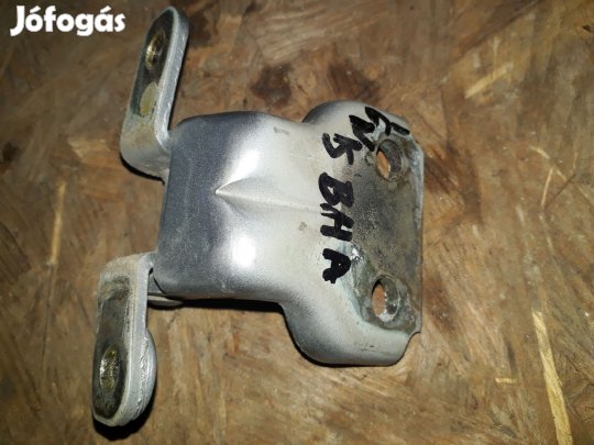 Suzuki Ignis 03-07 Bal Hátsó Alsó Ajtózsanér