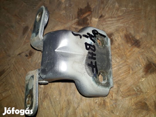 Suzuki Ignis 03-07 Bal Hátsó Felső Ajtózsanér