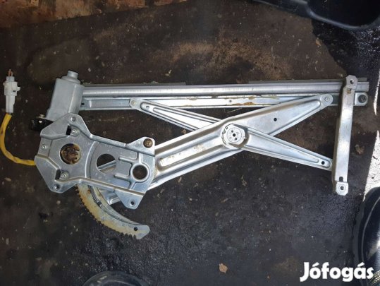 Suzuki Ignis 03-07 Jobb Első Ablakemelő Szerkezet Elektromos