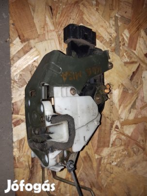 Suzuki Ignis 03-07 Jobb Első Ajtó Zárszerkezet + Központizár Motor