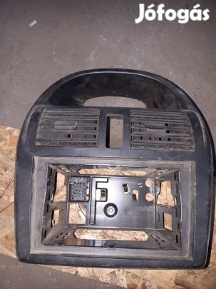 Suzuki Ignis 03-07 Középkonzol Keret + Középső Szellőző