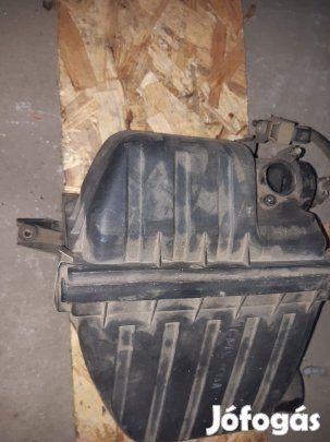 Suzuki Ignis 03-07 Légszűrő Ház