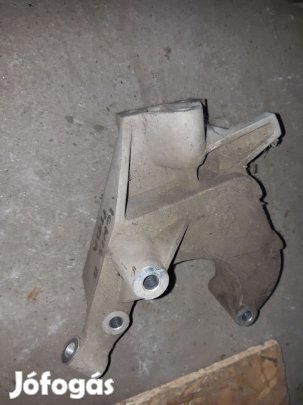 Suzuki Ignis 03-07 Motortartó Bak