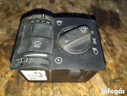 Suzuki Ignis 03-07 Világítás Kapcsoló