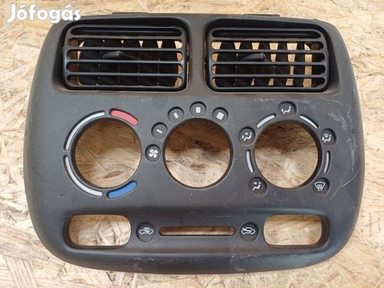 Suzuki Ignis (2000-2003) Középső Szellőző