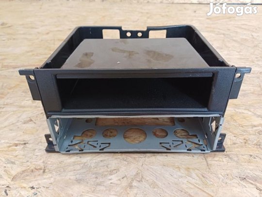 Suzuki Ignis (2000-2003) Tároló Rekesz