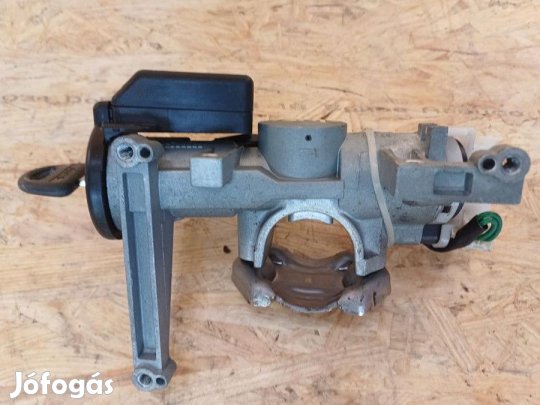 Suzuki Ignis (2000-2003) Gyújtáskapcsoló