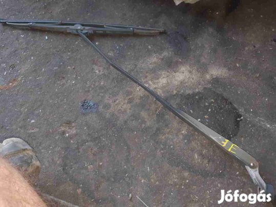 Suzuki Jimny Jobb Első Ablaktörlő Kar