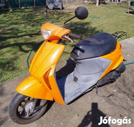 Suzuki LET'S 5 Robogó