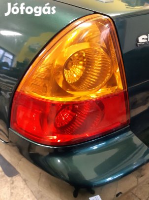 Suzuki Liana Bal Hátsó Lámpa