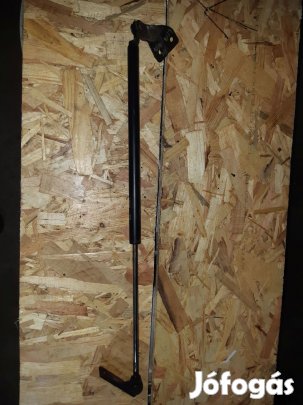 Suzuki Liana Csomagtérajtó Teleszkóp