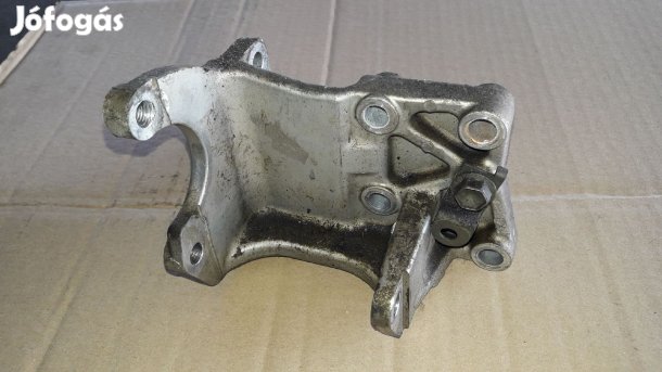 Suzuki Liana Tartó Bak