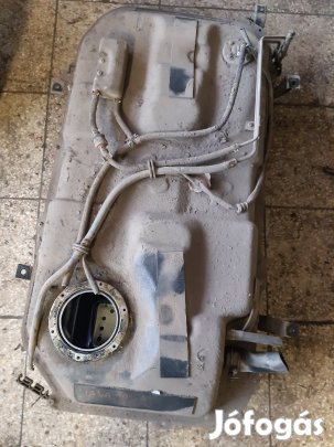 Suzuki Liana Üzemanyag Tank