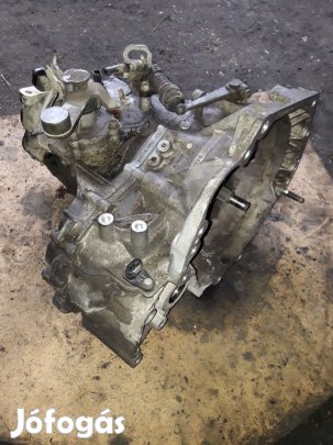 Suzuki Liana Váltó