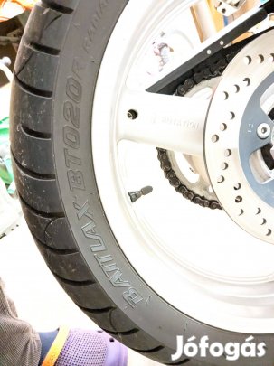 Suzuki SV 650-ről első és hátsó gyári gumi szettben!