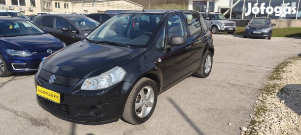 Suzuki SX4 1.5 GC AC metál Limitált 104 000 Km!...