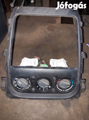 Suzuki SX4 Fűtéskapcsoló