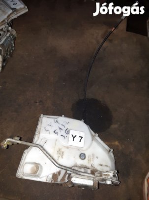 Suzuki SX4 Jobb Első Ajtó Zárszerkezet