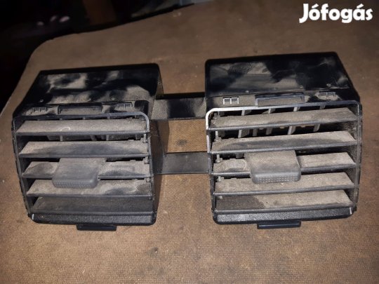 Suzuki SX4 Középső Szellőző