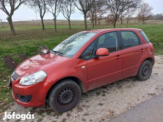 Suzuki SX4, 1.5, benzines eladó