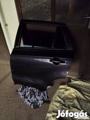 Suzuki S-Cross BAL Hátsó Ajtó