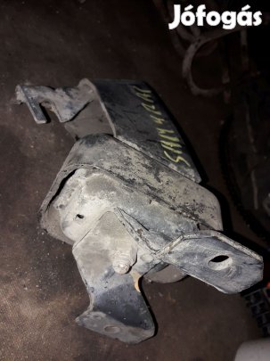 Suzuki Samurai Motortartó Bak