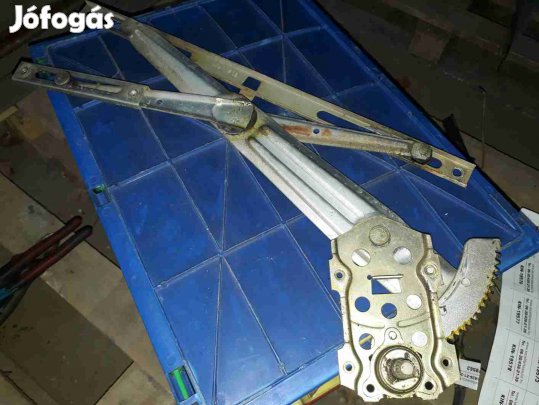 Suzuki Samurai SJ413 Jobb Első Ablakemelő Szerkezet Mechanikus