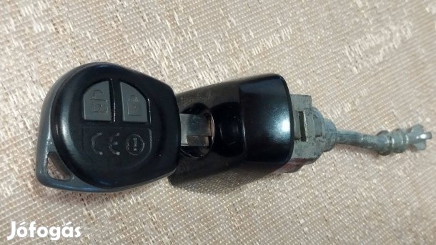 Suzuki Splash 2008-2014 Swift 2010-2016 oldalajtó zár zárhenger kulcs