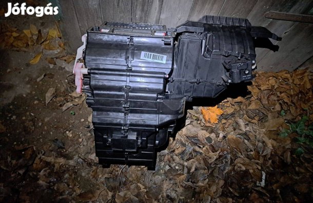 Suzuki Splash fűtésbox