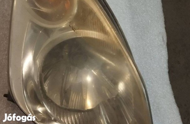 Suzuki Splash jobb első fényszóró