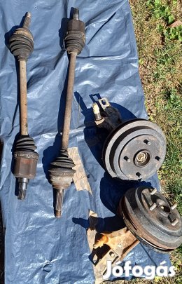 Suzuki Swift 1.0 alkatrészek egyben