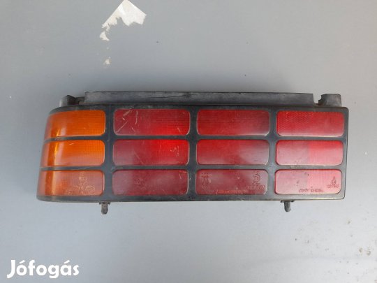 Suzuki Swift Bal hátsó lámpa (1989-1996)